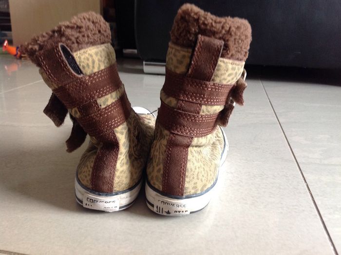 Converse montante , taille 33,5 - photo numéro 3