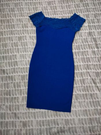 Robe moulante extensible bleu dentelle col épaules vintage dressing taille 38