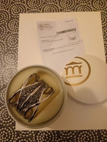 Beau bracelet 🎁 Neuf 🎁 idée cadeau Noël