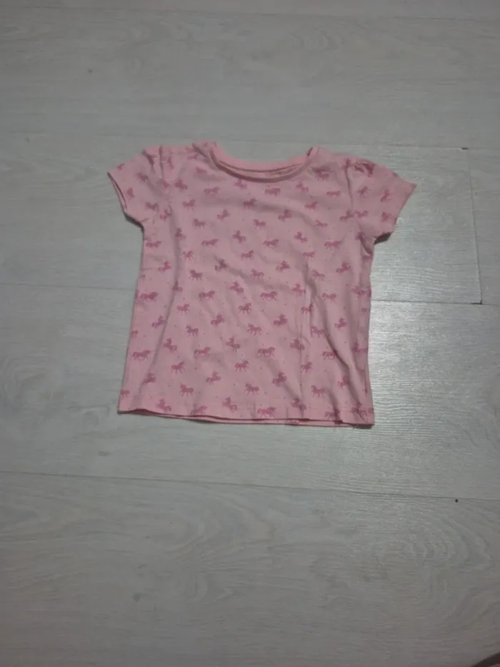 T-shirt rose motif licornes
