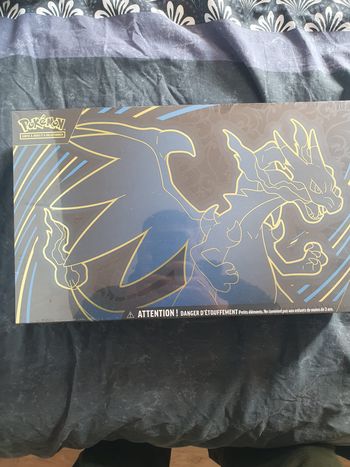 Coffret Pokemon UPC Mega Dracaufeu X EX