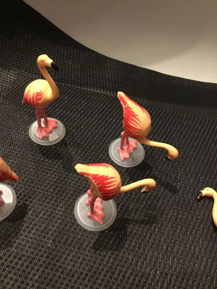 Playmobil lot 7 figurines flamants roses Wiltopia avec socle très bon état comme neuf - photo numéro 4
