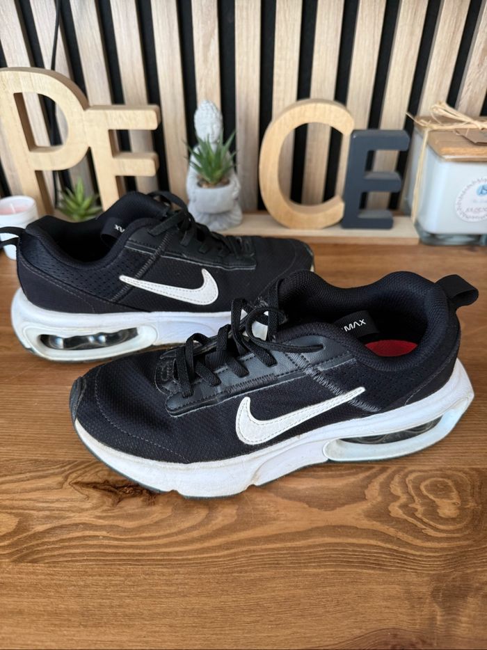 Baskets noir Nike Air Max Pointure 35