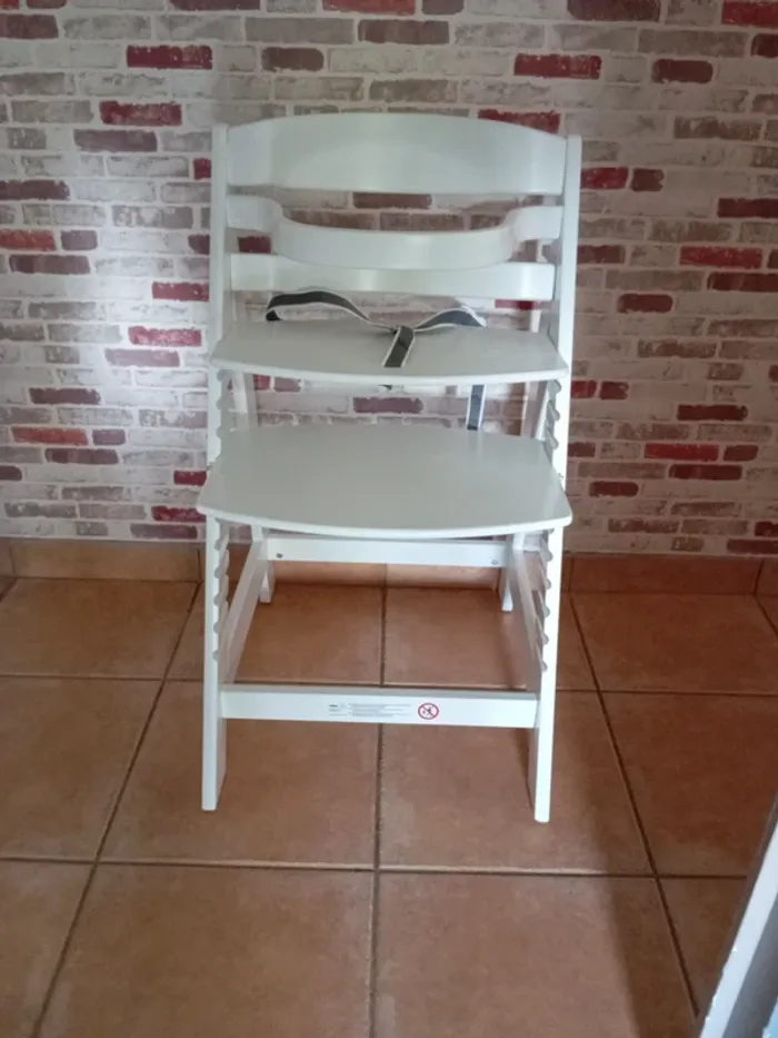 A adulte Chaise évolutive enfant