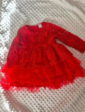 Superbe robe dentelle rouge 24 mois