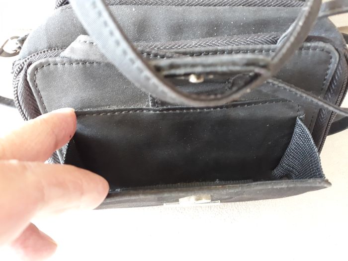 Faby27800 Sacoche noire, peut se porter à la main ou en bandoulière, pochette extérieure élastiquée - photo numéro 8