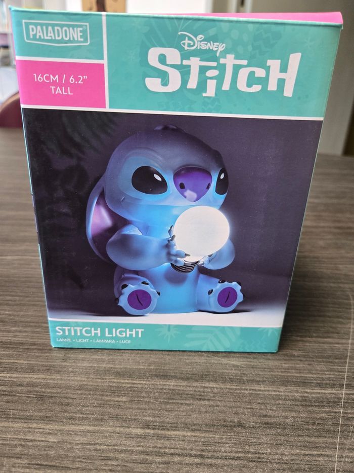 Lampe stitch neuve disney