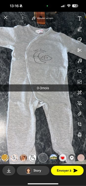 2 pyjamas