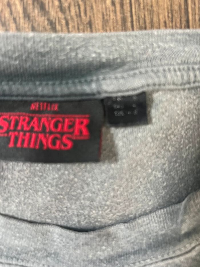 T-shirt Stranger things - photo numéro 3