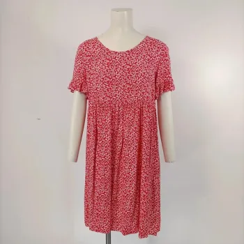 Robe rouge estivale Emery Rose fleurs blanche - taille S - A149
