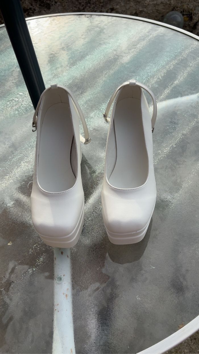 Chaussure - photo numéro 4