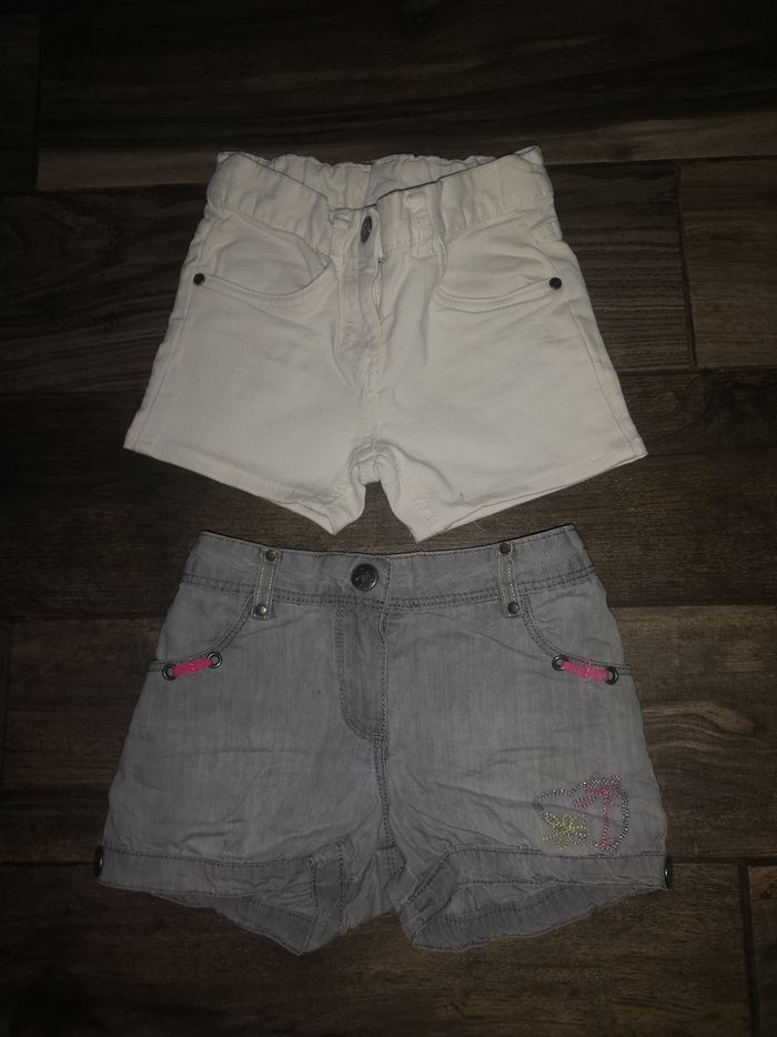 2 shorts 6 ans - photo numéro 2