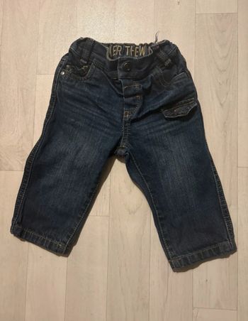 Jean 12 mois bleu foncé baby club très bon état
