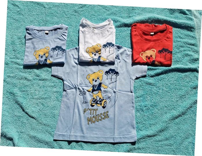 Lot de 4 T-shirt Neuf. Manches Courtes 0/2 ans 100% coton. Orson sur Overboard ou X board.