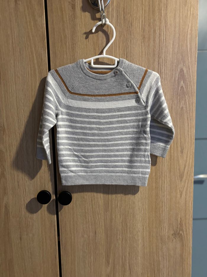 pull gris - photo numéro 2