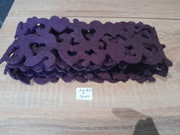 1m80 de ruban feutrine violet prune 7cm de large - photo numéro 2