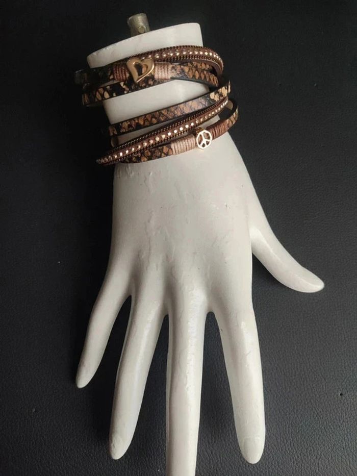 Bracelet