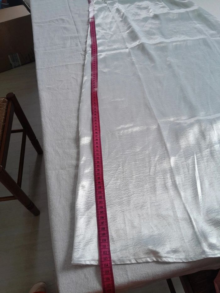Jolie robe de cérémonie Vila clothes neuve sans etiquette - photo numéro 9