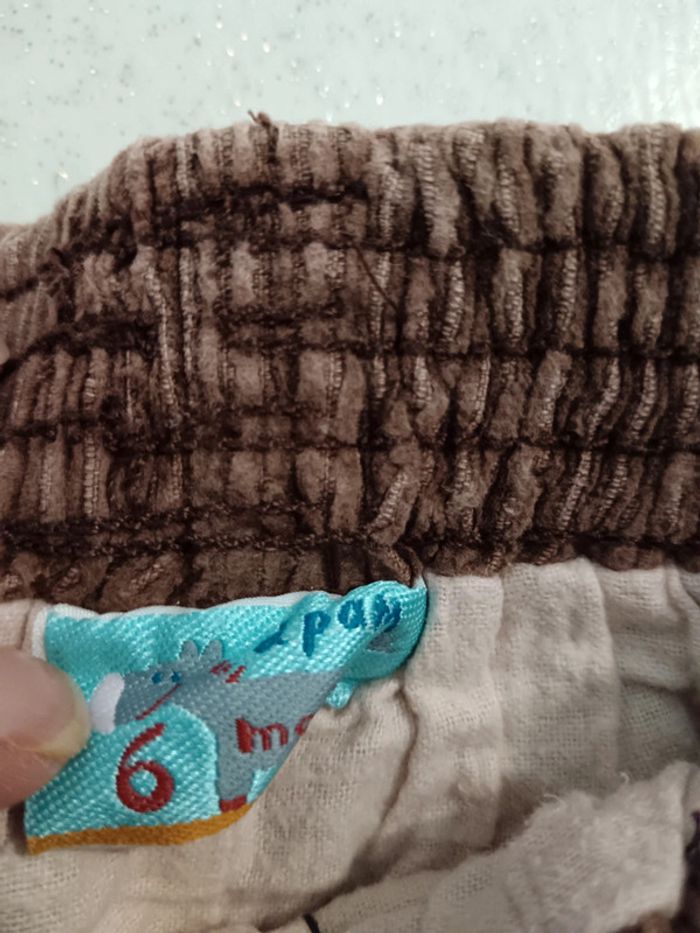 Jeans 6 mois - photo numéro 2