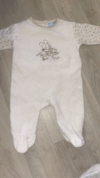 Pyjamas bébé