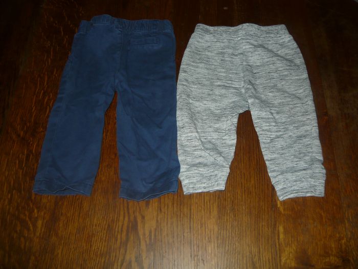lot pantalons 9 mois - photo numéro 2