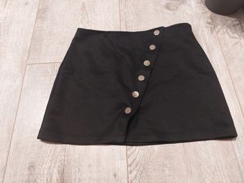 Belle jupe boutons