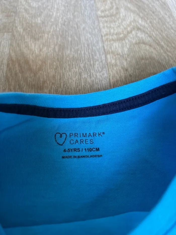 Pyjama short taille 4/5 ans - photo numéro 2
