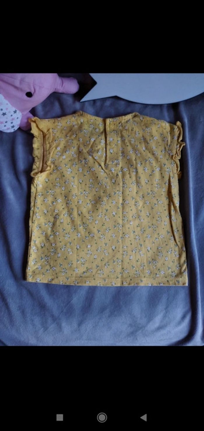 Tee shirt chemise sans manche Fille 18 mois Kiabi Eco conception 100% coton jaune à fleurs blanches - photo numéro 8