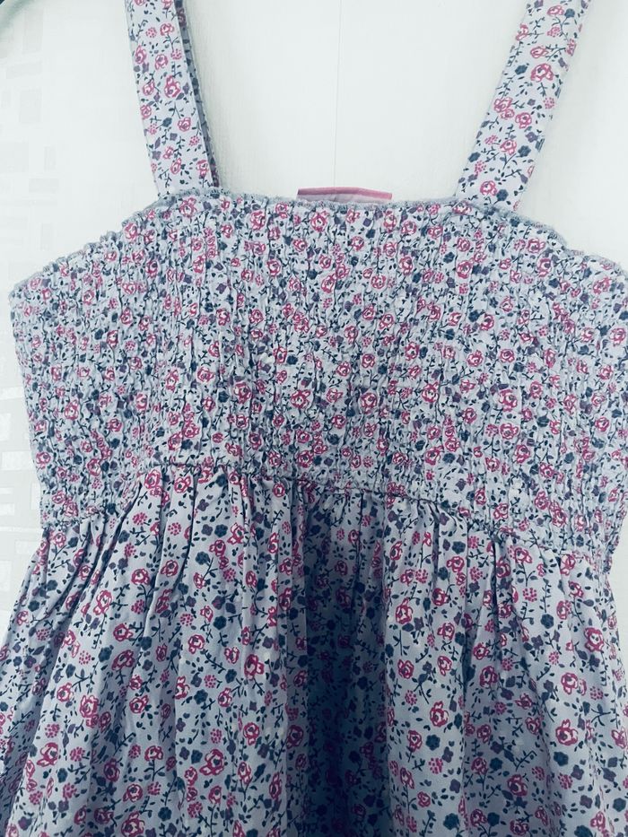 Magnifique robe été taille 10 ans comme neuve 🎀 - photo numéro 2