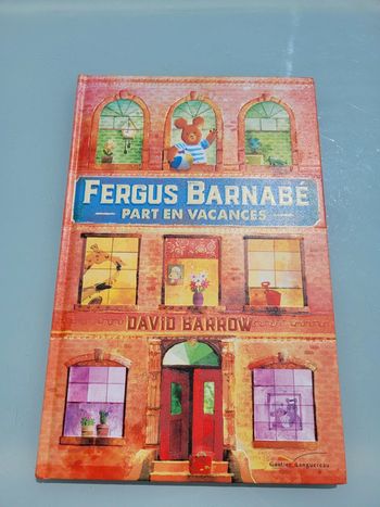 Livre grand format Fergus Barnabé part en vacances (31)