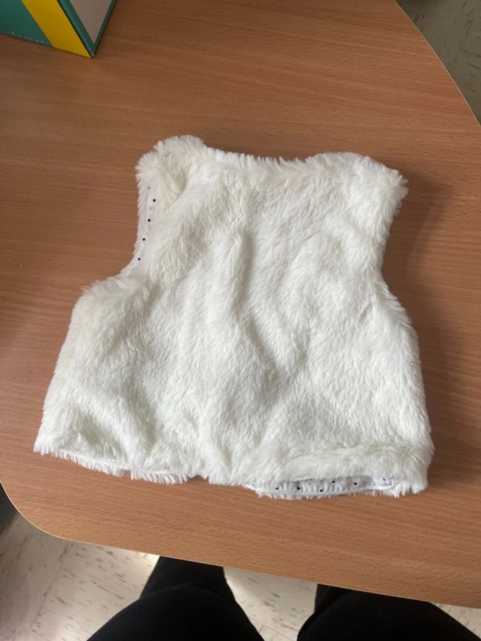 Gilet en fausse fourrure - photo numéro 3