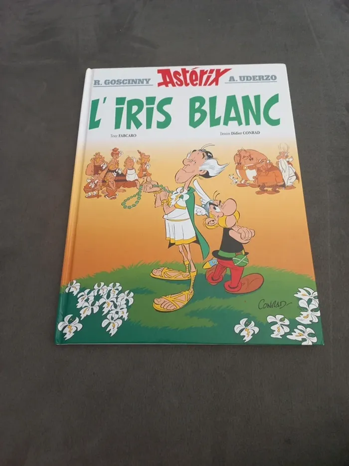 Bd asterix l'iris blanc tome 40