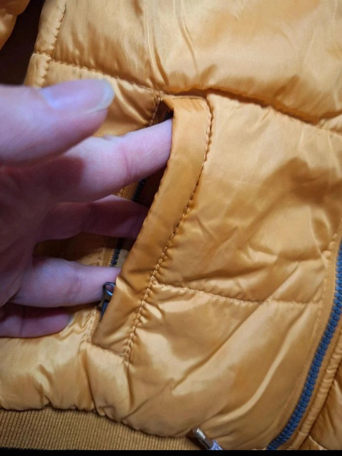 Doubleur de manteau pour garçon taille 6 ans  très bon état - photo numéro 7