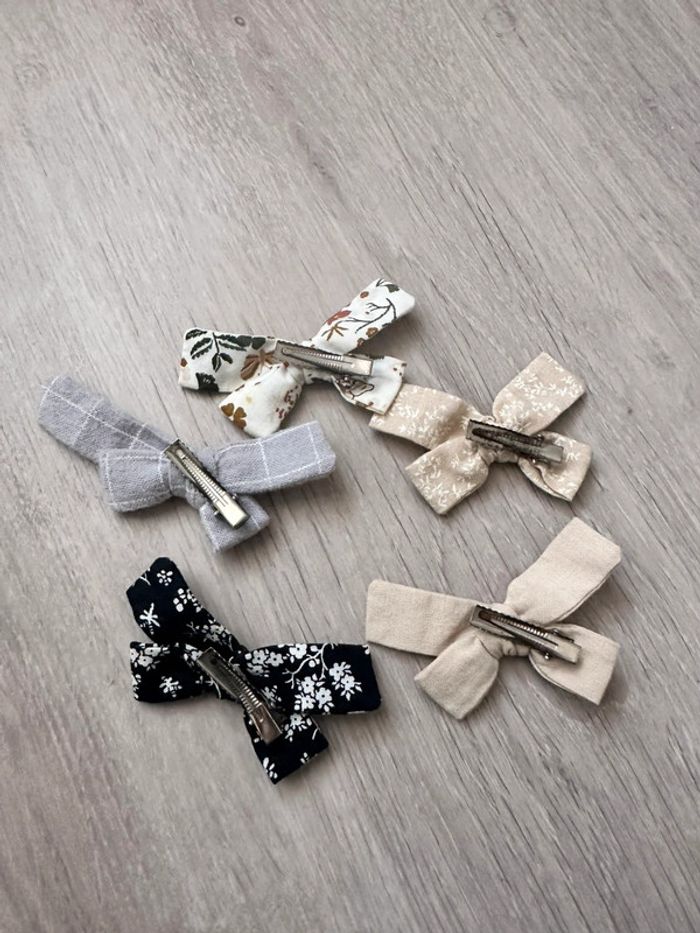 Lot barrettes Sulla Luna - photo numéro 2