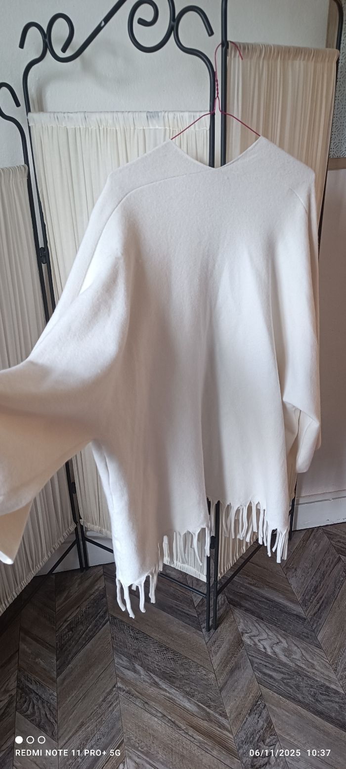 Cape très élégant - photo numéro 2