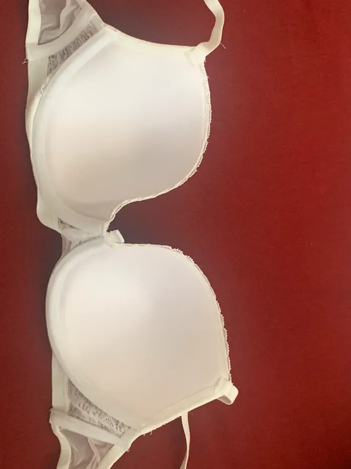 Lot soutien gorge Undiz - photo numéro 5