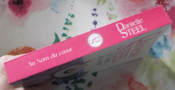 AU NOM DU COEUR de Danielle STEEL Ed. France Loisirs - photo numéro 4
