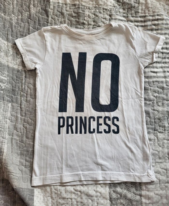 Tee shirt no princess 5/6 ans