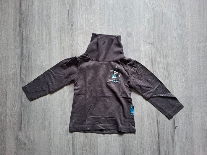 Lot hauts disney 24 mois - photo numéro 7