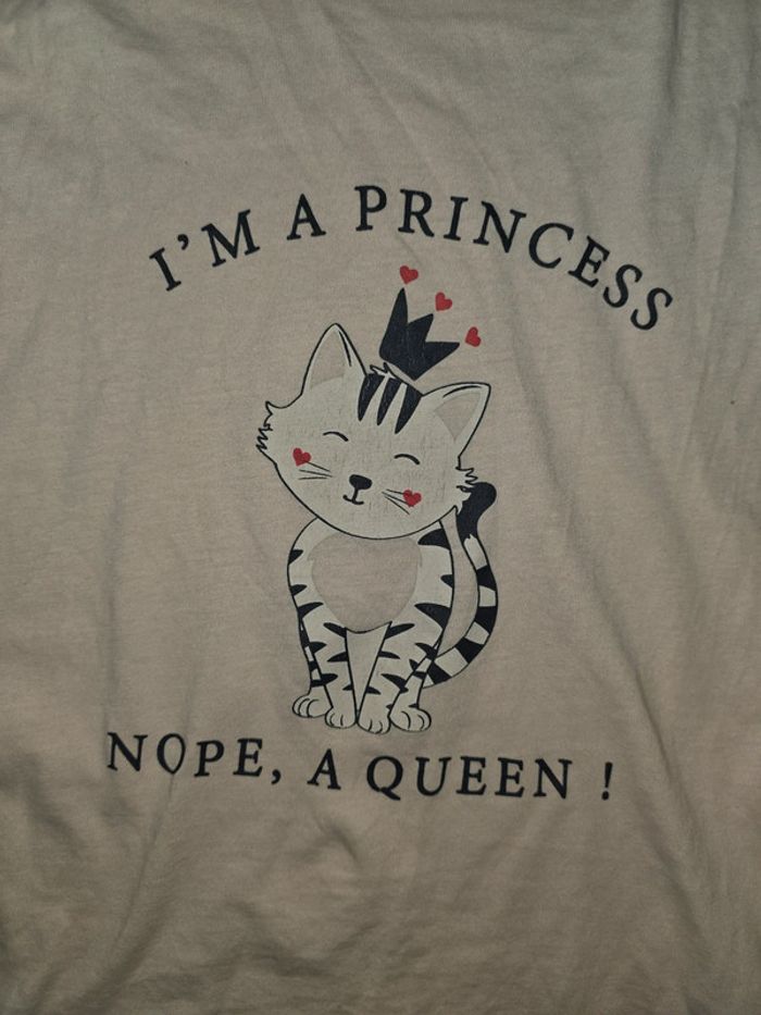 T shirt 8ans - photo numéro 3