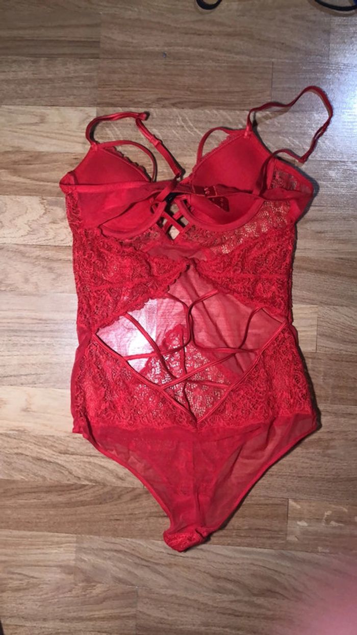 Bodies en dentelle rouge taille M undiz - photo numéro 2