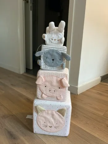 Cube à empiler vertbaudet