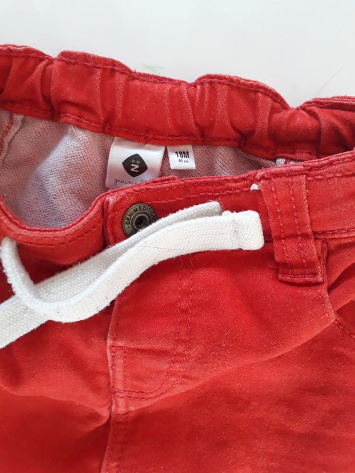 Pantalon rouge - photo numéro 3