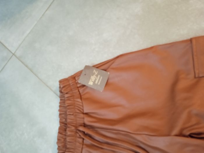 pantalon cargo simili cuir neuf étiquette achat willy z - photo numéro 2