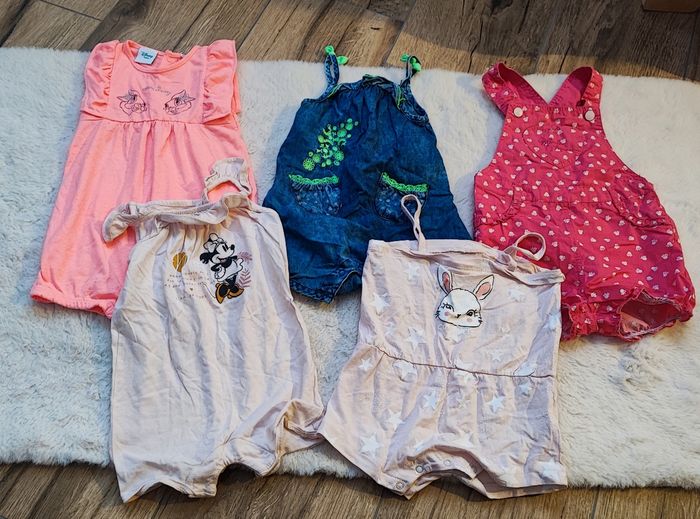 Lot vêtements bébé fille 12 mois 🐣 - photo numéro 1