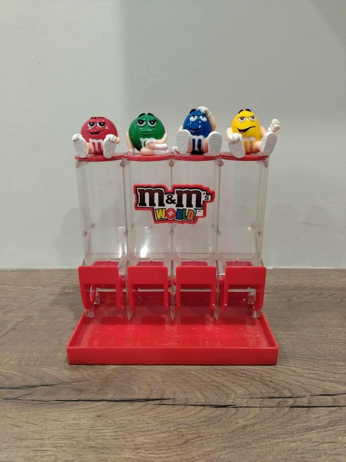 Distributeur m&m's world