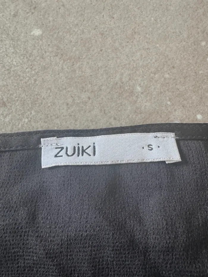 Blouse noire Zuiki, taille S, très bon état - photo numéro 3