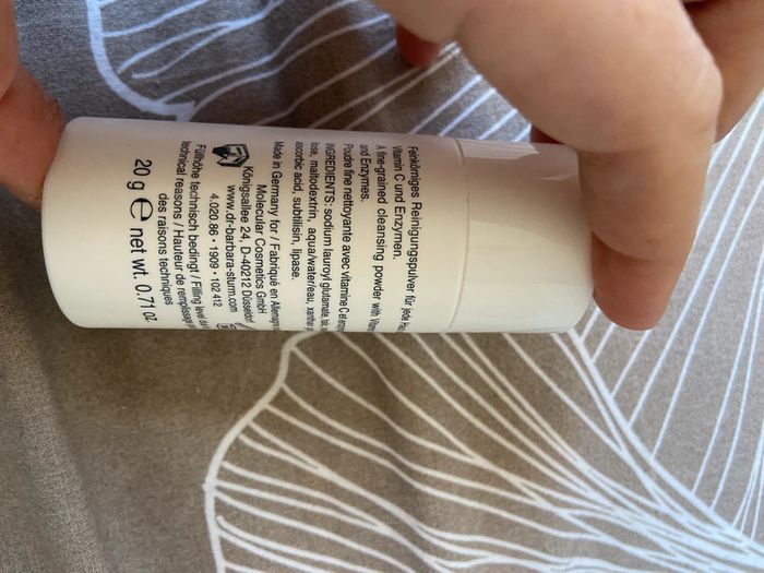 Barbara sturm enzyme cleanser poudre exfoliante vitamine c et enzymes - photo numéro 2