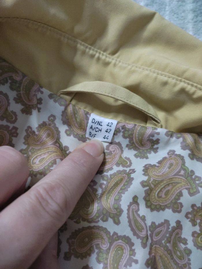 Manteau blouson veste jaune clair pâle taille 44 - photo numéro 4