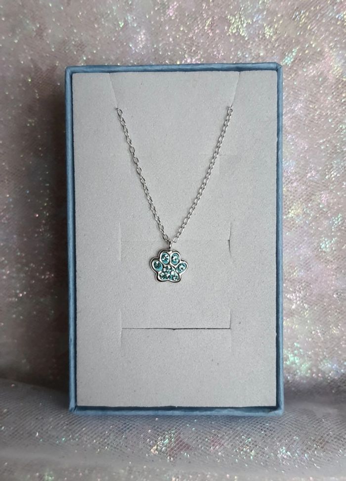 Collier patte de chien bleu